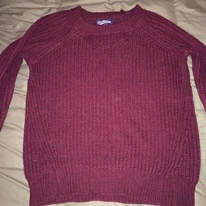 Maroon sweater
